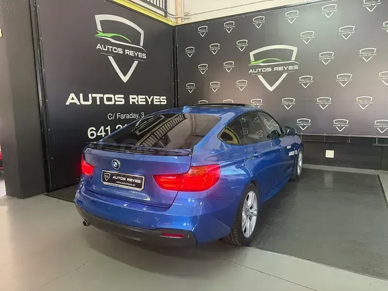 Usado BMW 318 143 CV (105 kW) 2014 Azul Berlina