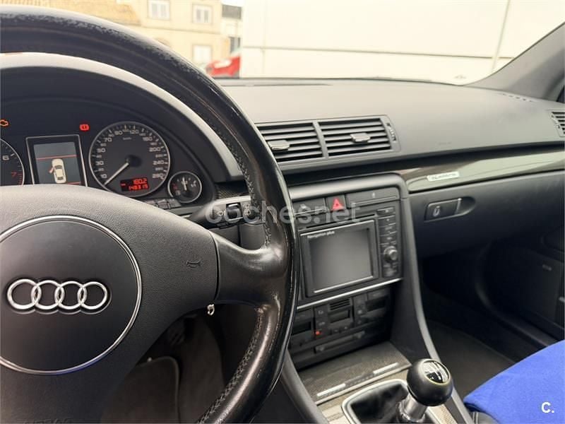 Usado Audi S4 344 CV (253 kW) 2003 Azul Familiar