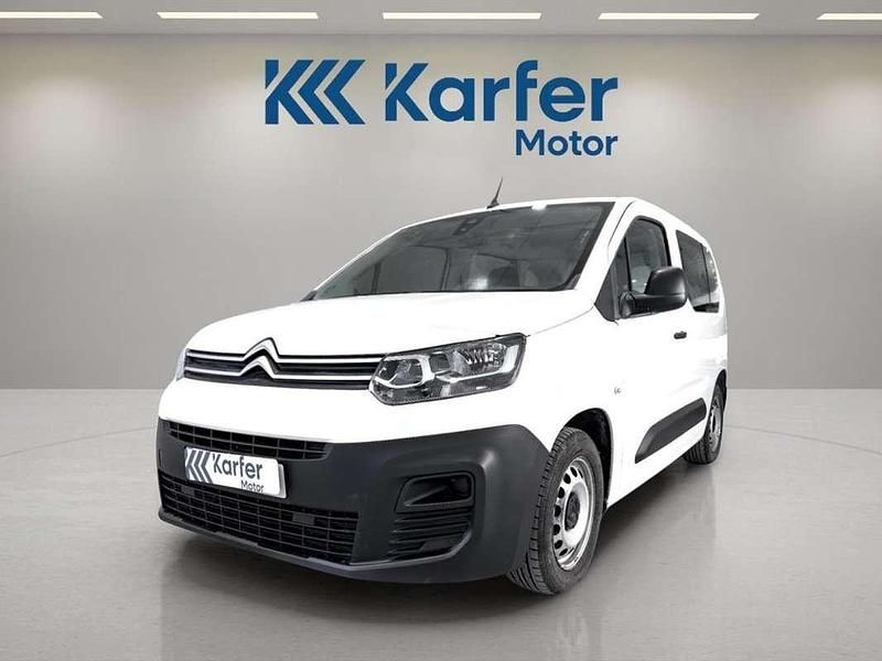 Usado Citroën Berlingo Feel 102 CV (75 kW) 2020 Blanco Monovolumen