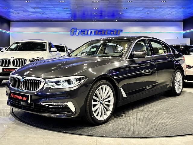 Usado BMW 540 Luxury Line 340 HP (250 kW) 2020 Cinzento Sedan