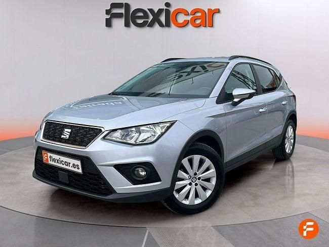 Usado Seat Arona Ecomotive 115 CV (84 kW) 2019 Gris SUV