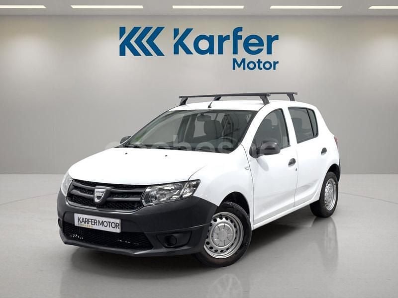 Blanco Usado 2012 Dacia Sandero Base Berlina | 5790 € (Precio justo) - Imagen 1/4