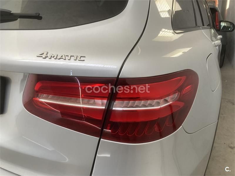 Usado Mercedes GLC220 170 CV (125 kW) 2019 Gris / plata SUV