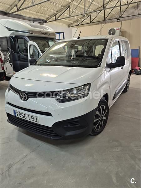 Usado Toyota Proace City City 102 CV (75 kW) 2020 Blanco Monovolumen