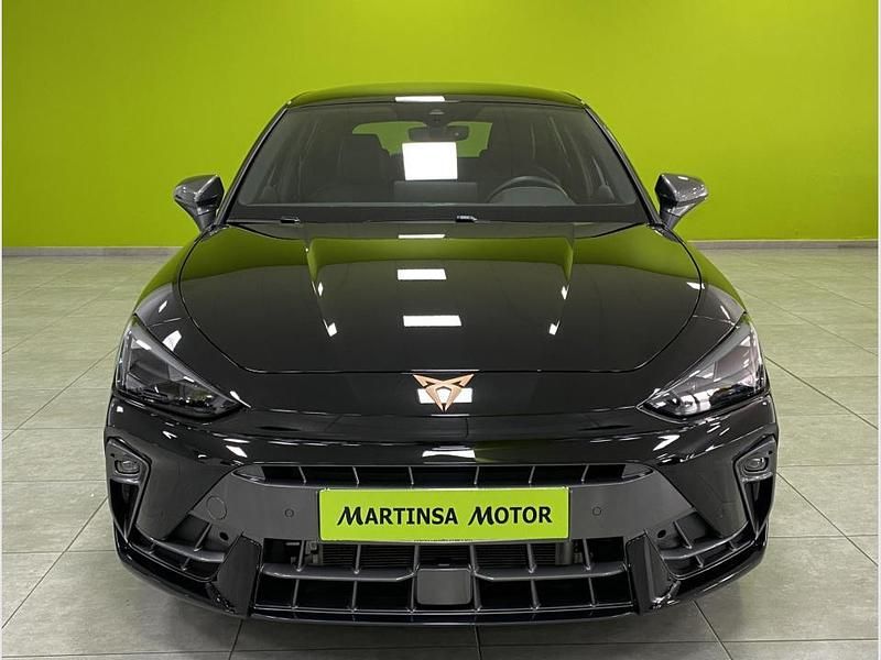 Usado Cupra Leon 150 CV (110 kW) 2025 Negro Berlina