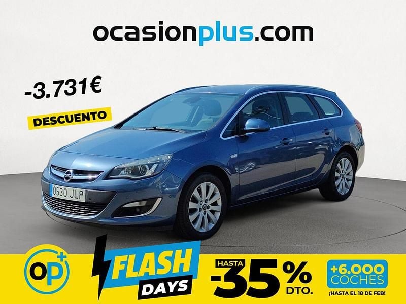 Usado Opel Astra Excellence 136 CV (100 kW) 2016 Azul Familiar