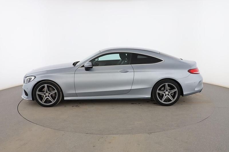 Usado Mercedes C220 AMG line 171 CV (125 kW) 2016 Gris Berlina