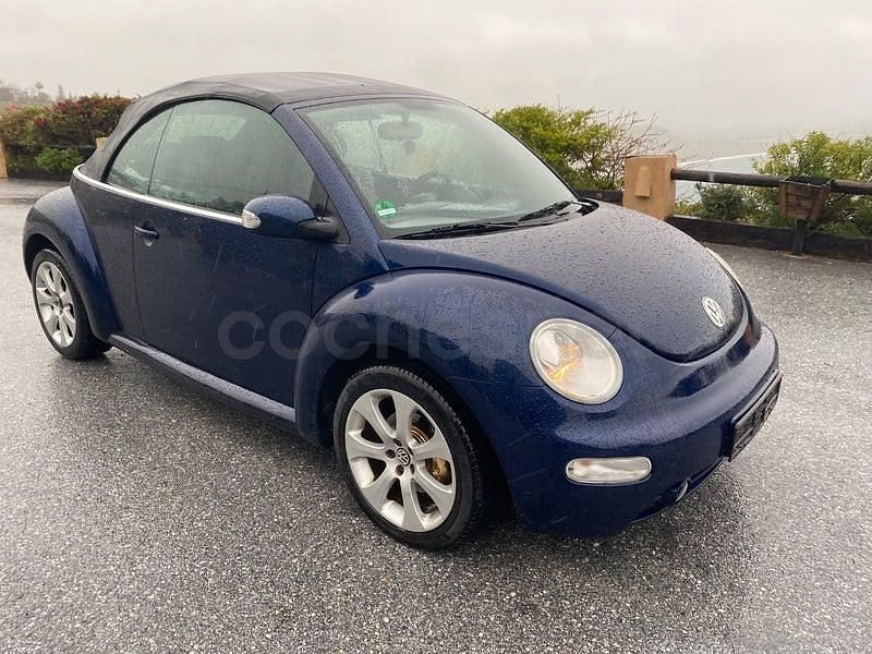 Usado VW New Beetle 100 CV (73 kW) 2004 Azul Utilitario