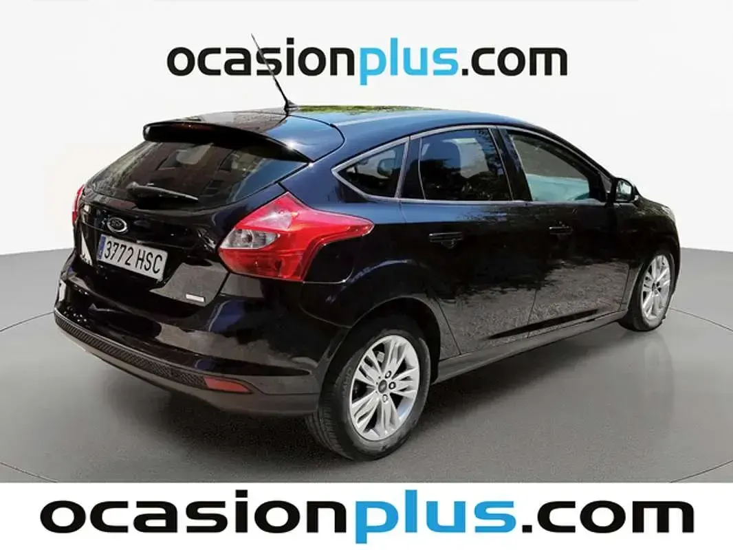 Usado Ford Focus Trend 125 CV (91 kW) 2013 Negro Utilitario