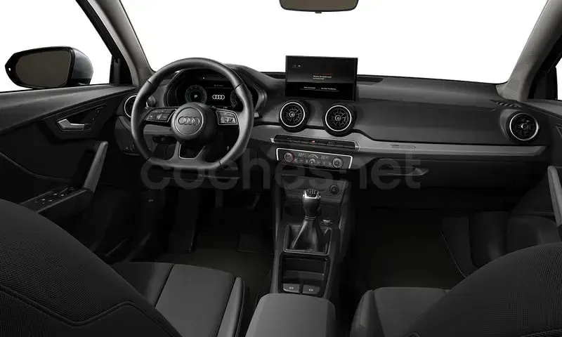 Usado Audi Q2 Advanced Plus 116 CV (85 kW) 2025 Gris / plata SUV