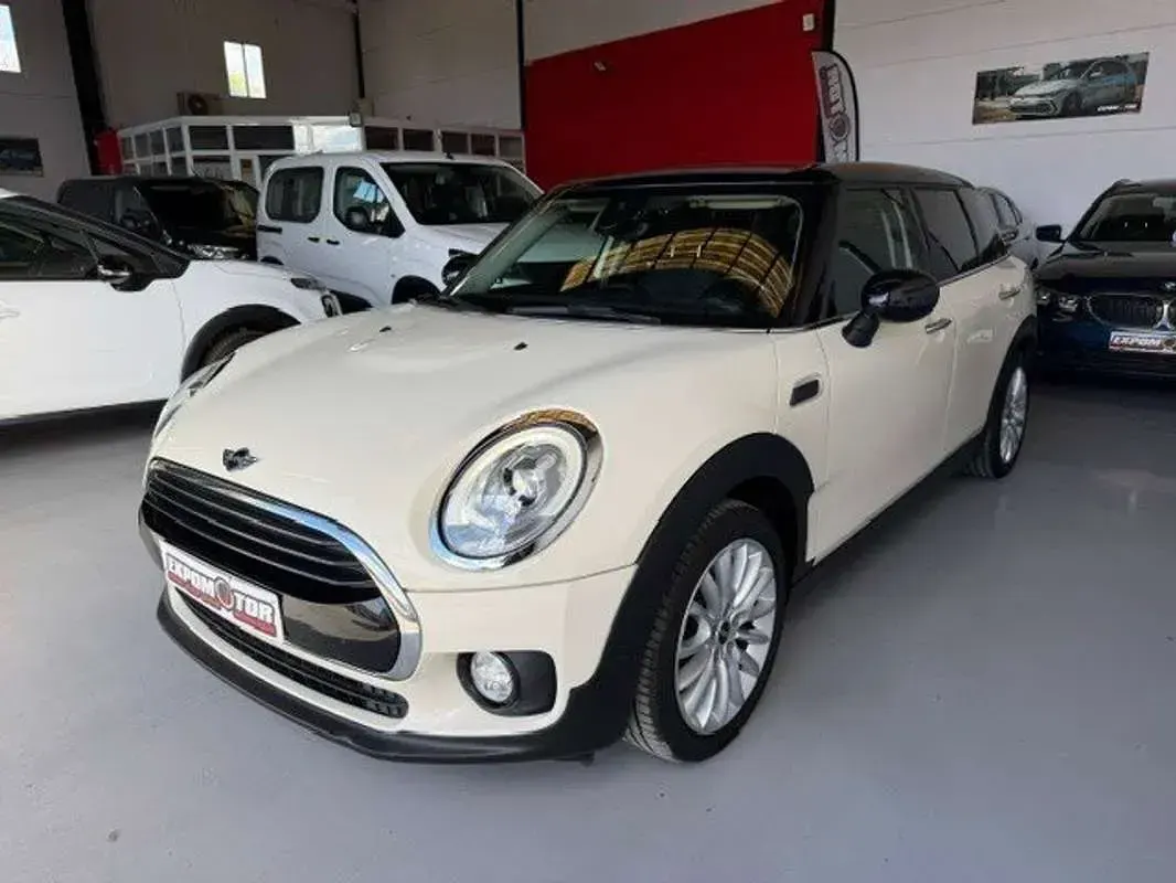 Usado Mini Cooper D 150 CV (110 kW) 2019 Blanco Utilitario