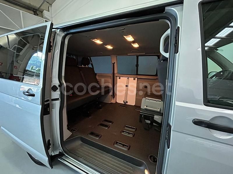 Usado VW Caravelle 150 CV (110 kW) 2019 Gris / plata Monovolumen