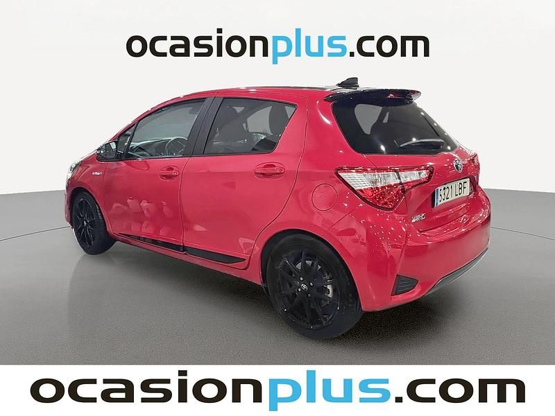 Usado Toyota Yaris Sport 100 CV (73 kW) 2019 Rojo