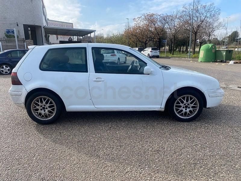 Usado VW Golf IV Advance 130 CV (95 kW) 2002 Blanco Berlina