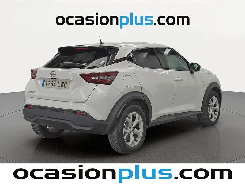 Usado Nissan Juke Acenta 114 CV (83 kW) 2022 Blanco SUV