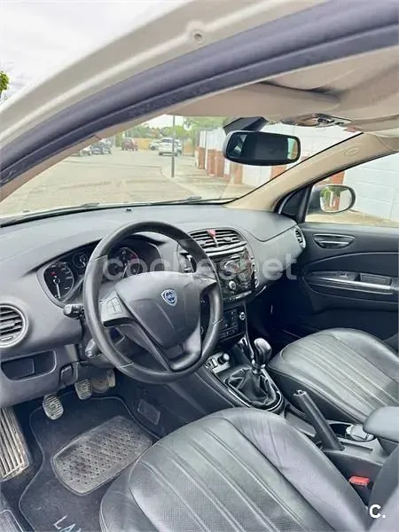 Usado Lancia Delta S 120 CV (88 kW) 2014 Blanco Utilitario