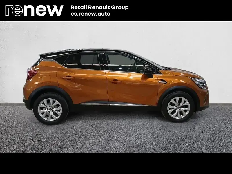 Usado Renault Captur Zen 100 CV (73 kW) 2022 Naranja SUV