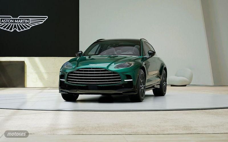 Usado Aston Martin DBX 707 CV (519 kW) 2024 Malachite green SUV