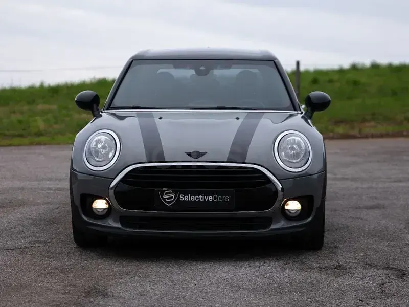 Usado Mini Cooper Clubman 136 CV (100 kW) 2020 Gris / plata Familiar