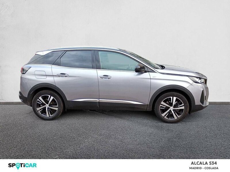 Usado Peugeot 3008 GT 130 CV (95 kW) 2023 Gris SUV