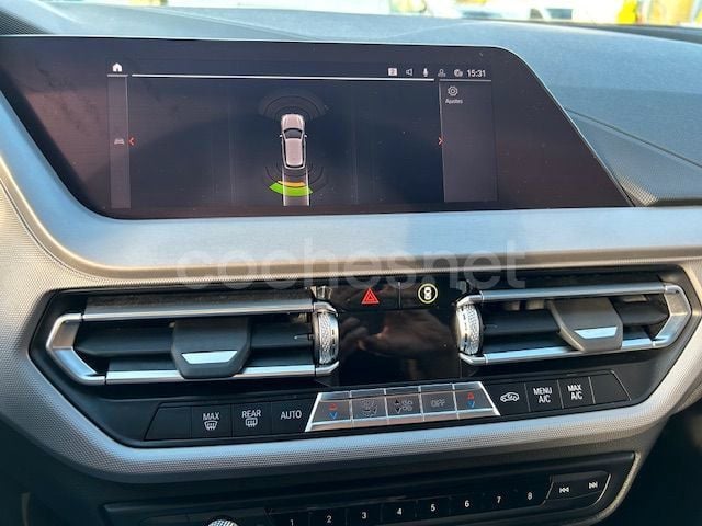 Usado BMW 118 150 CV (110 kW) 2020 Gris / plata Utilitario