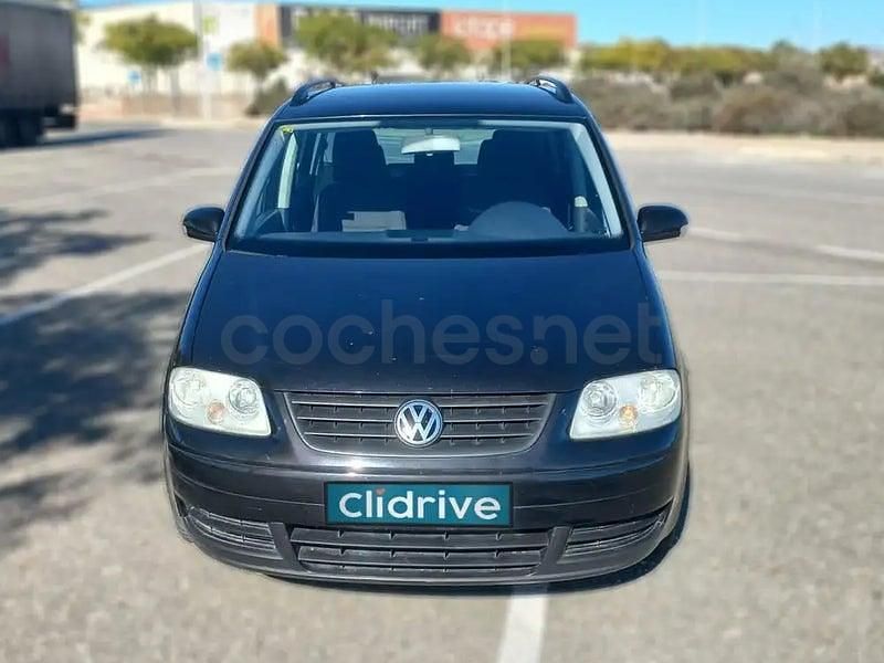 Usado VW Touran Advance 105 CV (77 kW) 2006 Negro Monovolumen