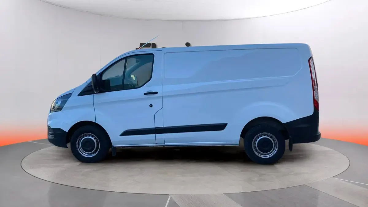 Usado Ford Transit Custom Ambiente 105 CV (77 kW) 2022 Blanco Van