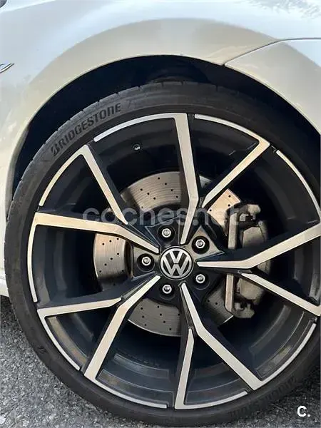 Usado VW Golf VII R 300 CV (220 kW) 2014 Blanco Berlina