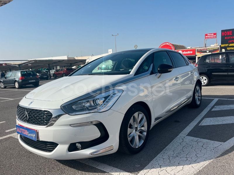 Blanco Usado 2016 DS Automobiles DS5 Style Utilitario | 10.950 € (Buen precio) - Imagen 1/4