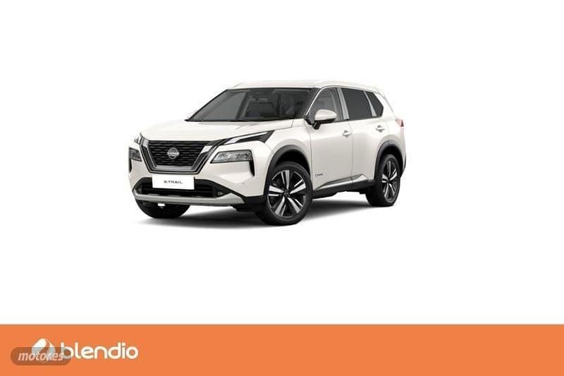 Blanco Nuevo 2025 Nissan X-Trail Tekna SUV | 44.425 € (Caro) - Imagen 1/4