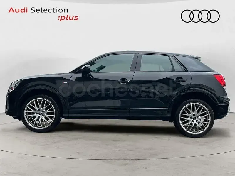 Usado Audi Q2 Ambiente 116 CV (85 kW) 2023 Negro SUV