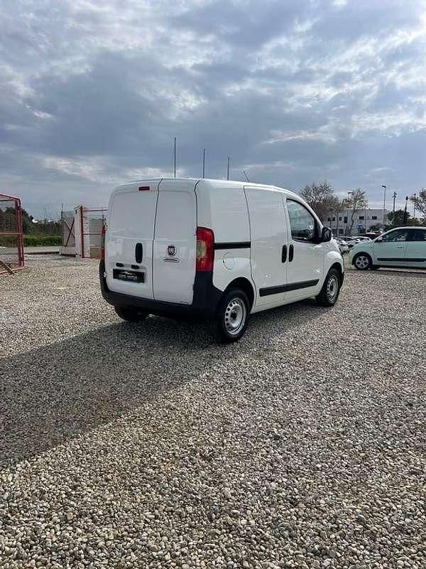 Usado Fiat Fiorino 80 CV (58 kW) 2018 Blanco Monovolumen