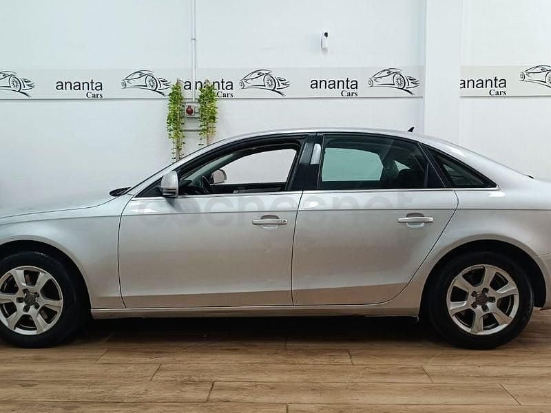 Usado Audi A4 Business 143 HP (105 kW) 2010 Cinzento Sedan