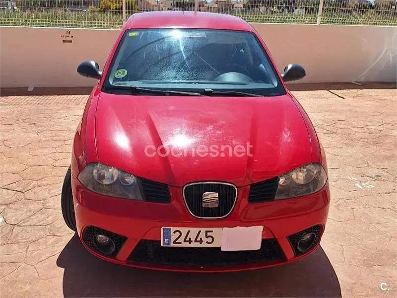 Usado Seat Ibiza Ecomotive 80 CV (58 kW) 2009 Rojo Berlina