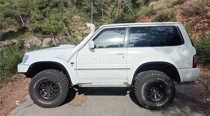 Usado Nissan Patrol 158 CV (116 kW) 2000 Blanco SUV
