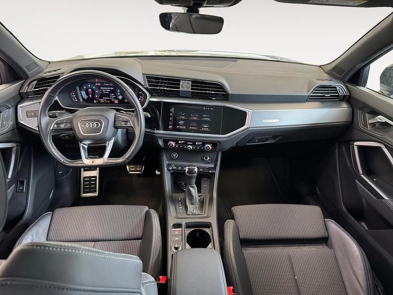 Usado Audi Q3 Sportback 150 CV (110 kW) 2021 Gris/plata SUV