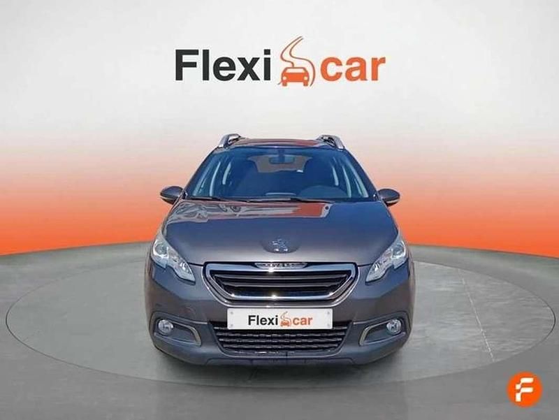 Usado Peugeot 2008 Active 92 CV (67 kW) 2015 Gris SUV