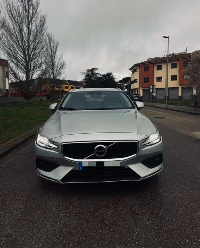 Gris Usado 2021 Volvo V60 Momentum Familiar | 22.000 € (Precio justo) - Imagen 1/4
