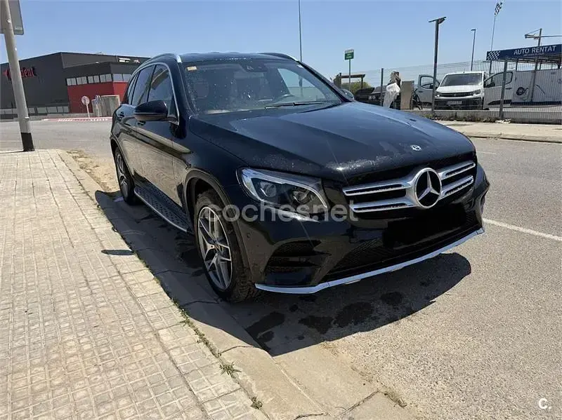 Usado Mercedes GLC250 204 CV (150 kW) 2017 Negro SUV