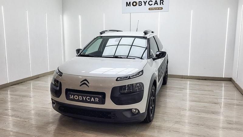 Blanco Usado 2017 Citroën C4 Cactus Feel Utilitario | 7500 € (Buen precio) - Imagen 1/4