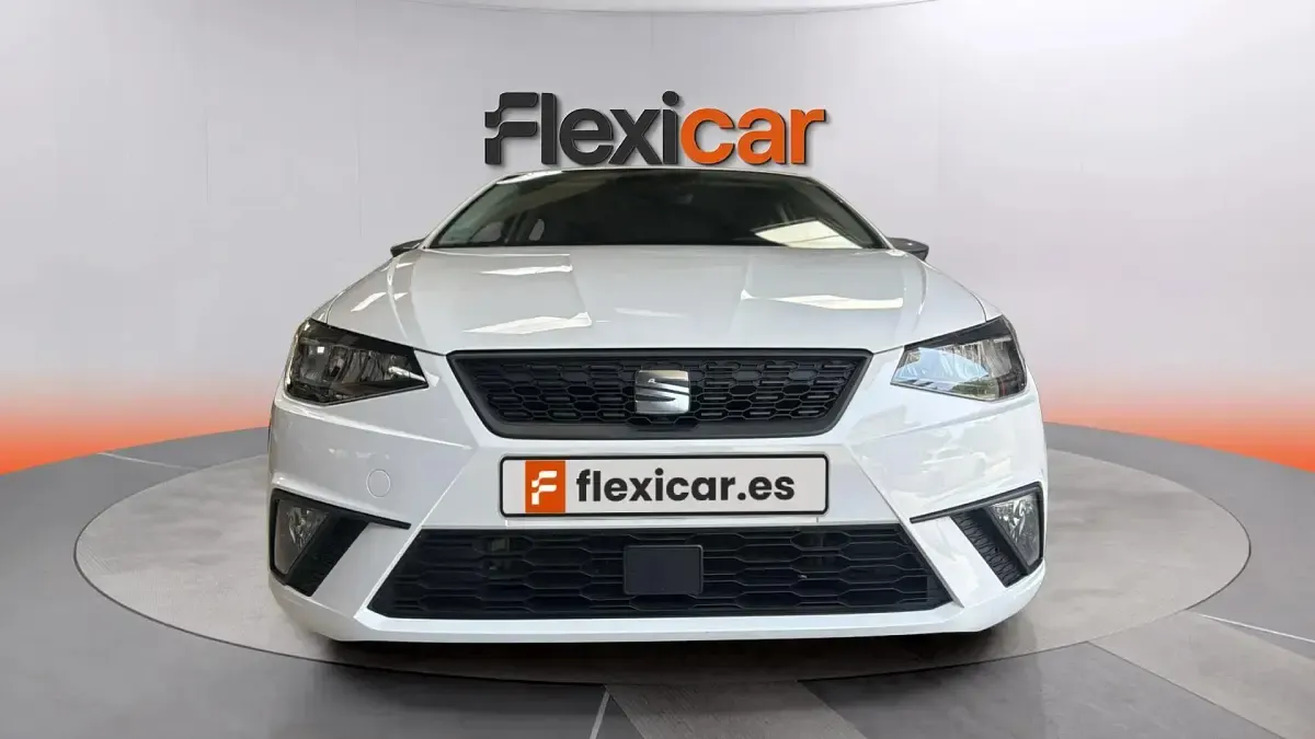 Usado Seat Ibiza Reference 80 CV (58 kW) 2023 Blanco Utilitario