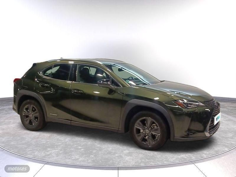 Usado Lexus UX Luxury Line 183 CV (134 kW) 2019 Verde SUV