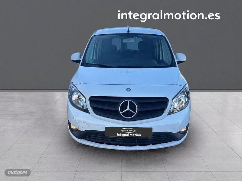 Blanco Usado 2018 Mercedes Citan 111 Van | 11.487 € (Precio justo) - Imagen 1/4