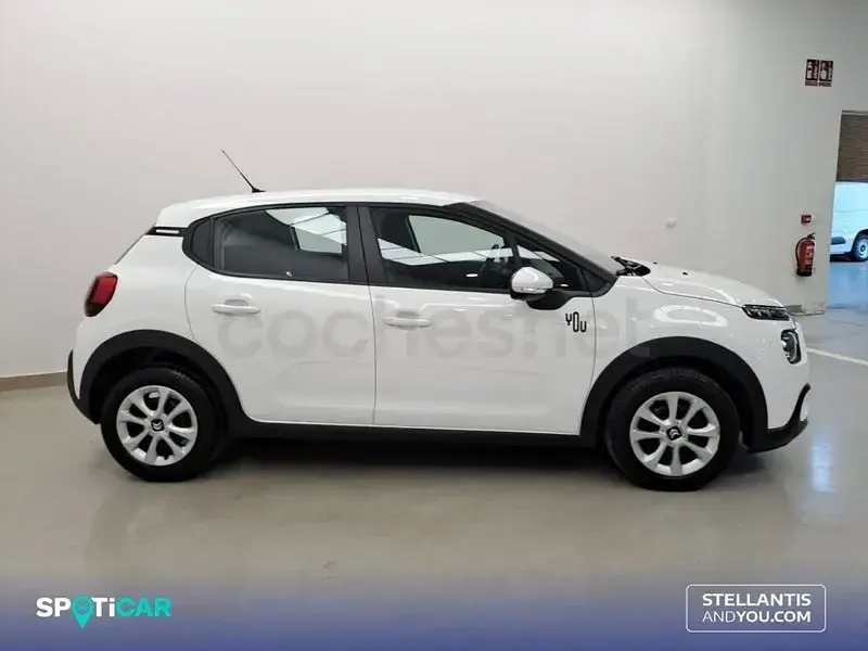 Käytetty Citroën C3 102 HP (75 kW) 2023 Valkoinen Viistoperä