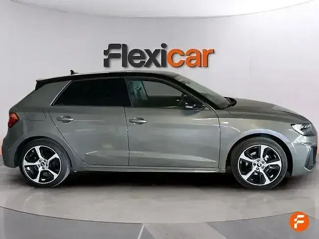 Usado Audi A1 Sportback 110 CV (80 kW) 2021 Verde Utilitario