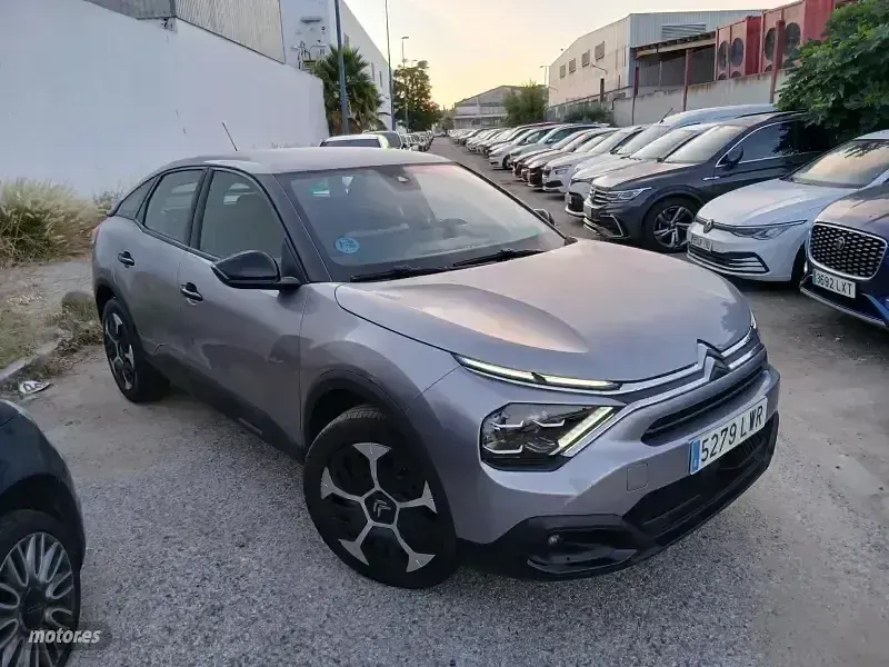 Usado Citroën C4 Feel 110 CV (80 kW) 2022 Gris