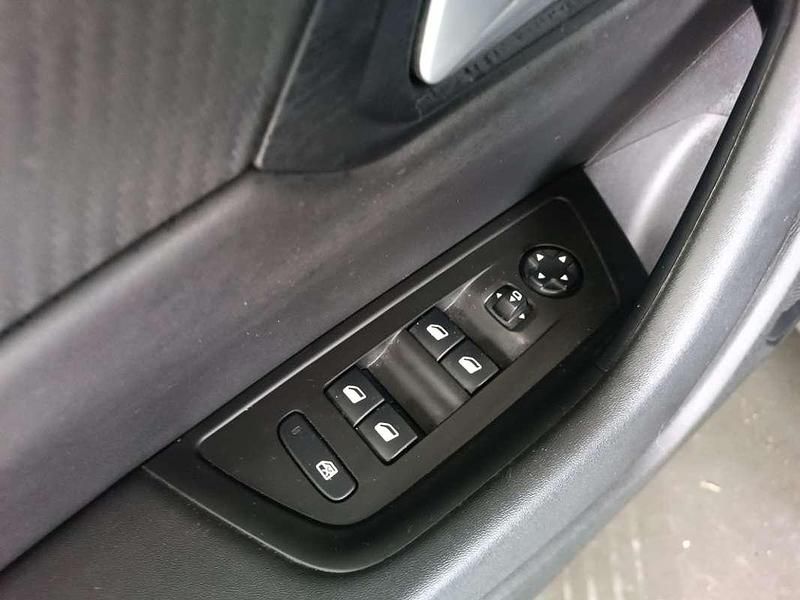 Usado Peugeot 508 Active 131 CV (96 kW) 2021 Gris Berlina