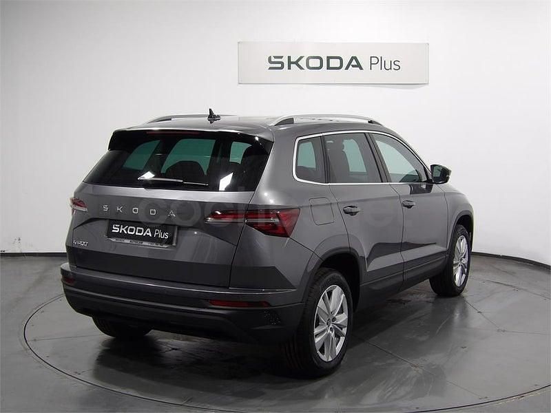 Nuevo Skoda Karoq Selection 150 CV (110 kW) 2025 Gris / plata SUV