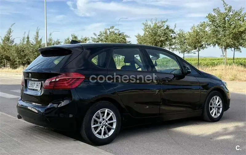 Usado BMW 216 Active Tourer 116 CV (85 kW) 2015 Negro Monovolumen
