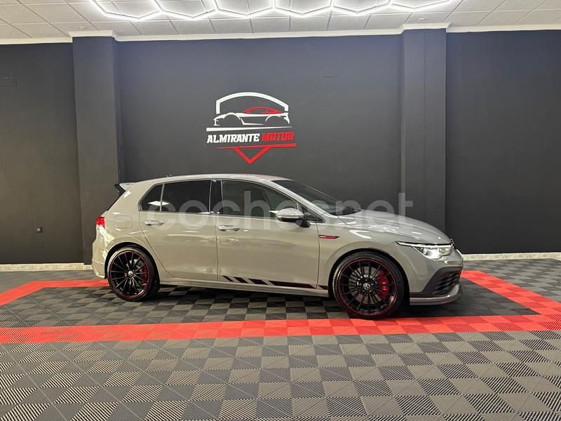 Usado VW Golf VIII GTI Clubsport 301 CV (221 kW) 2024 Gris / plata Berlina
